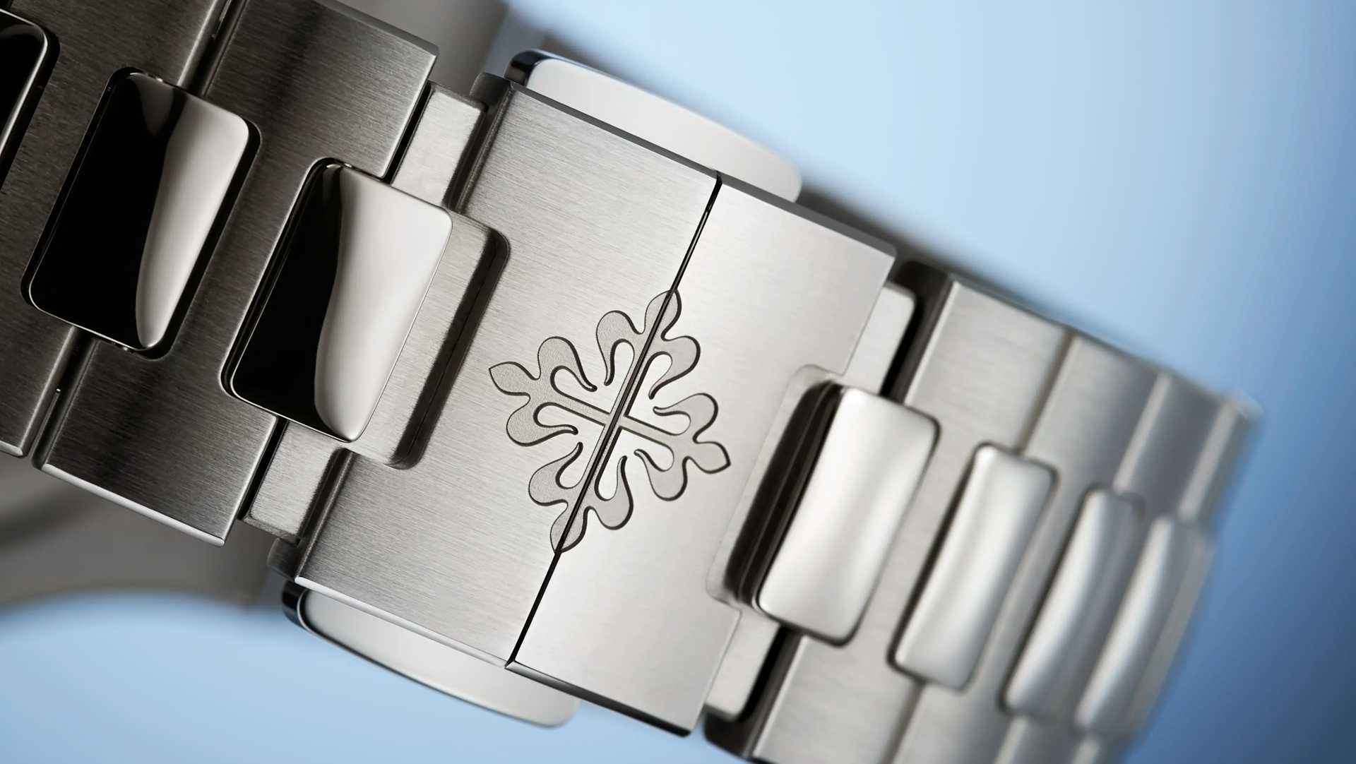 PATEK PHILIPPE NAUTILUS - GEVENE
